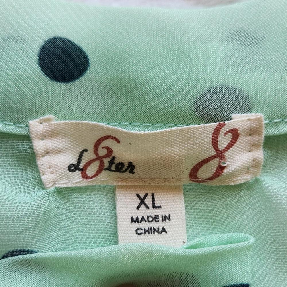 L8teR Green Tie Front Blouse with Relaxed Fit - Picture 3 of 4